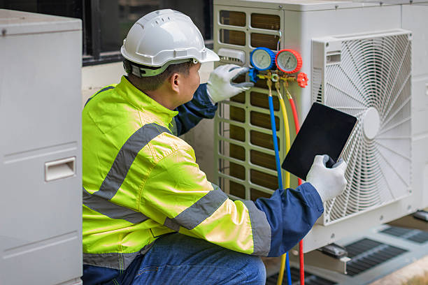 Professional Hvac technician working in Cumnock, NC
